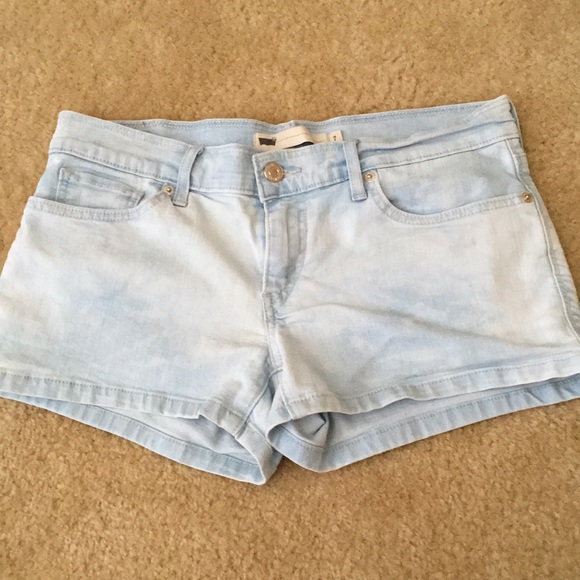 white wash denim shorts